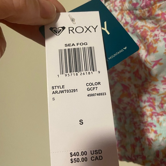 NWT 💗Roxy Tank💗 - Picture 5 of 6